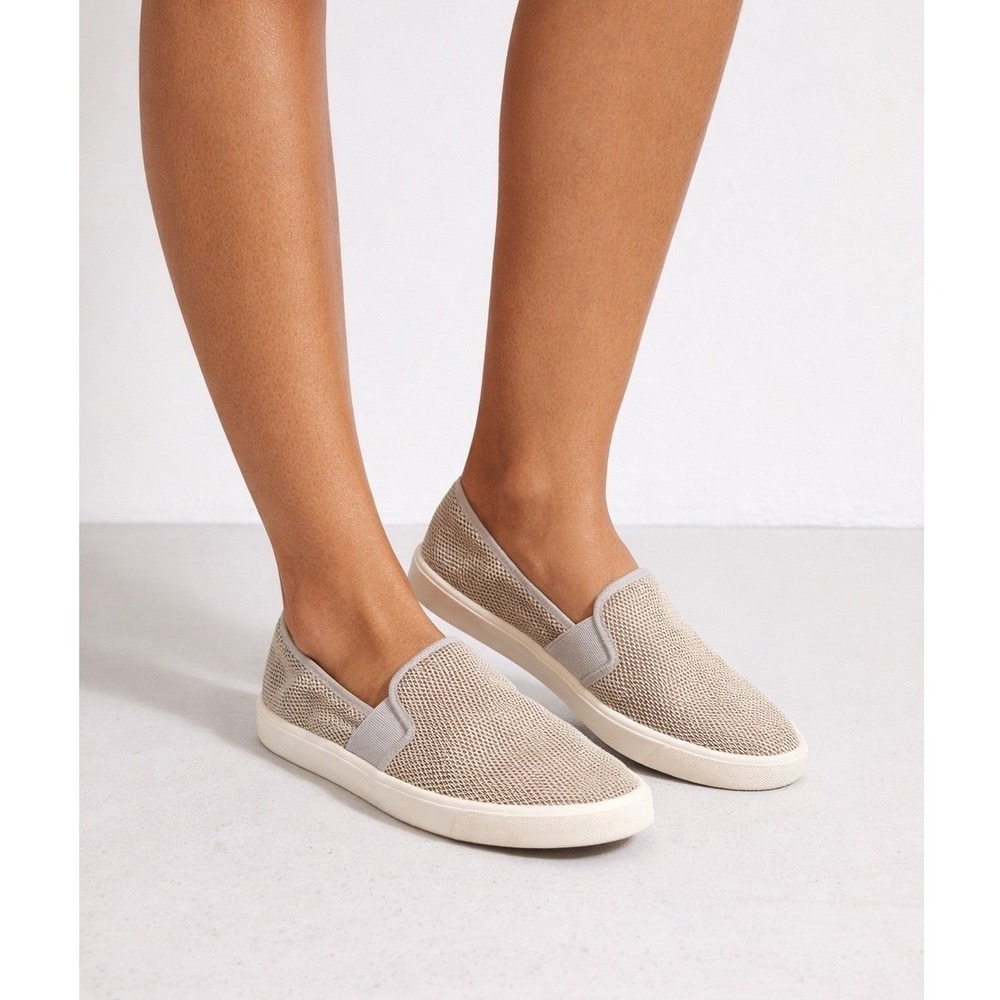 Vince Blair Grey Woven‎ Mesh Slip On Sneakers Womens Size 10 Casual Flat Shoes